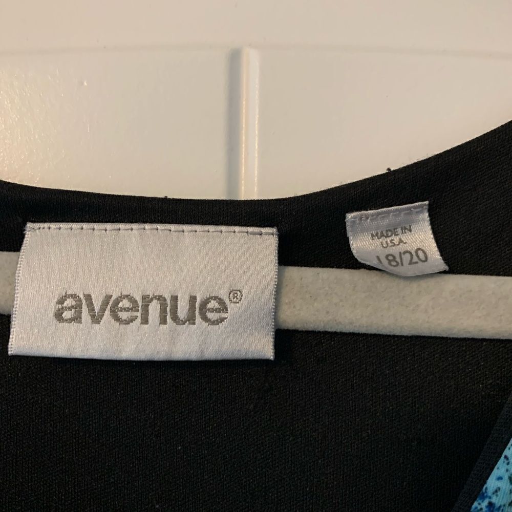 Avenue Empire Waist Maxi Dress Size 18 / 20 Plus Size - Picture 2 of 3